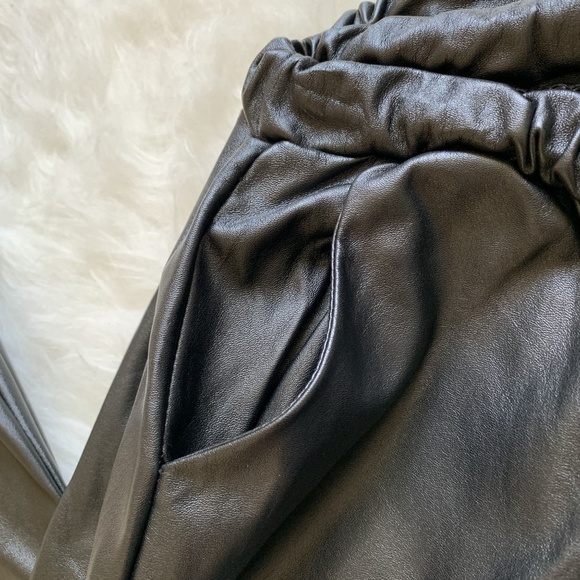 SOLD⚡️faux leather joggers pants elastic waist - Picture 5 of 8